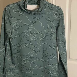 Under Amour Cold Weather Funnel Neck Small Thermal